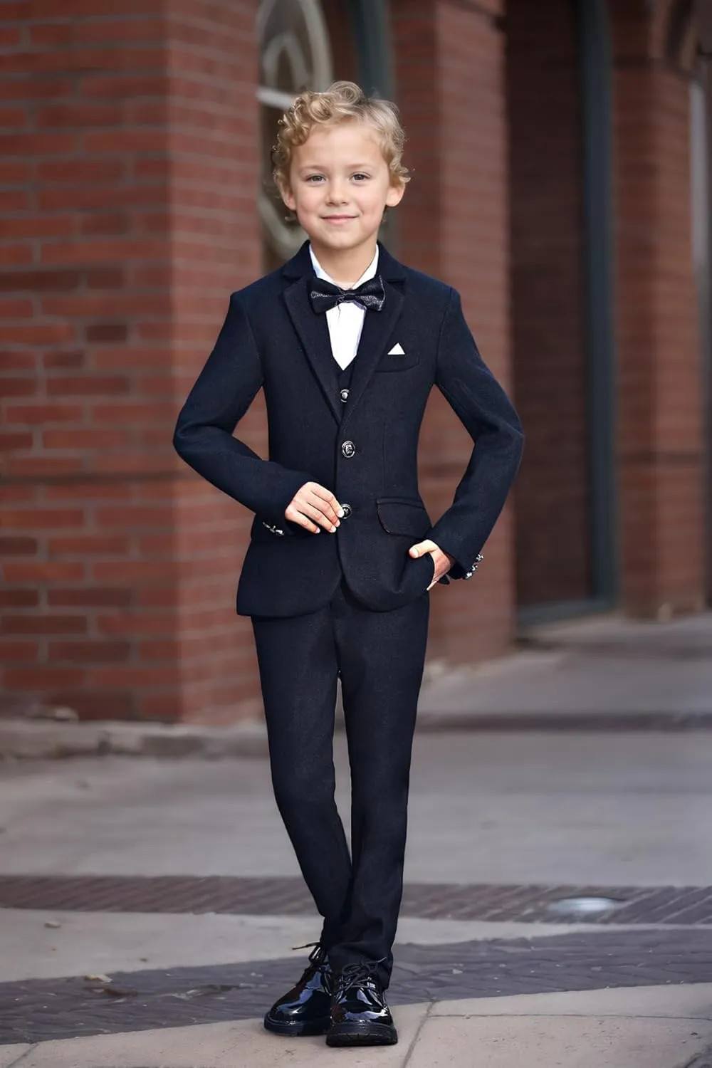 Boys Suit Floral Pattern 4 Piece Formal Suits for Boys Wedding Outfit Jacquard Suit Blazer Vest Pants Set with Bow Tie