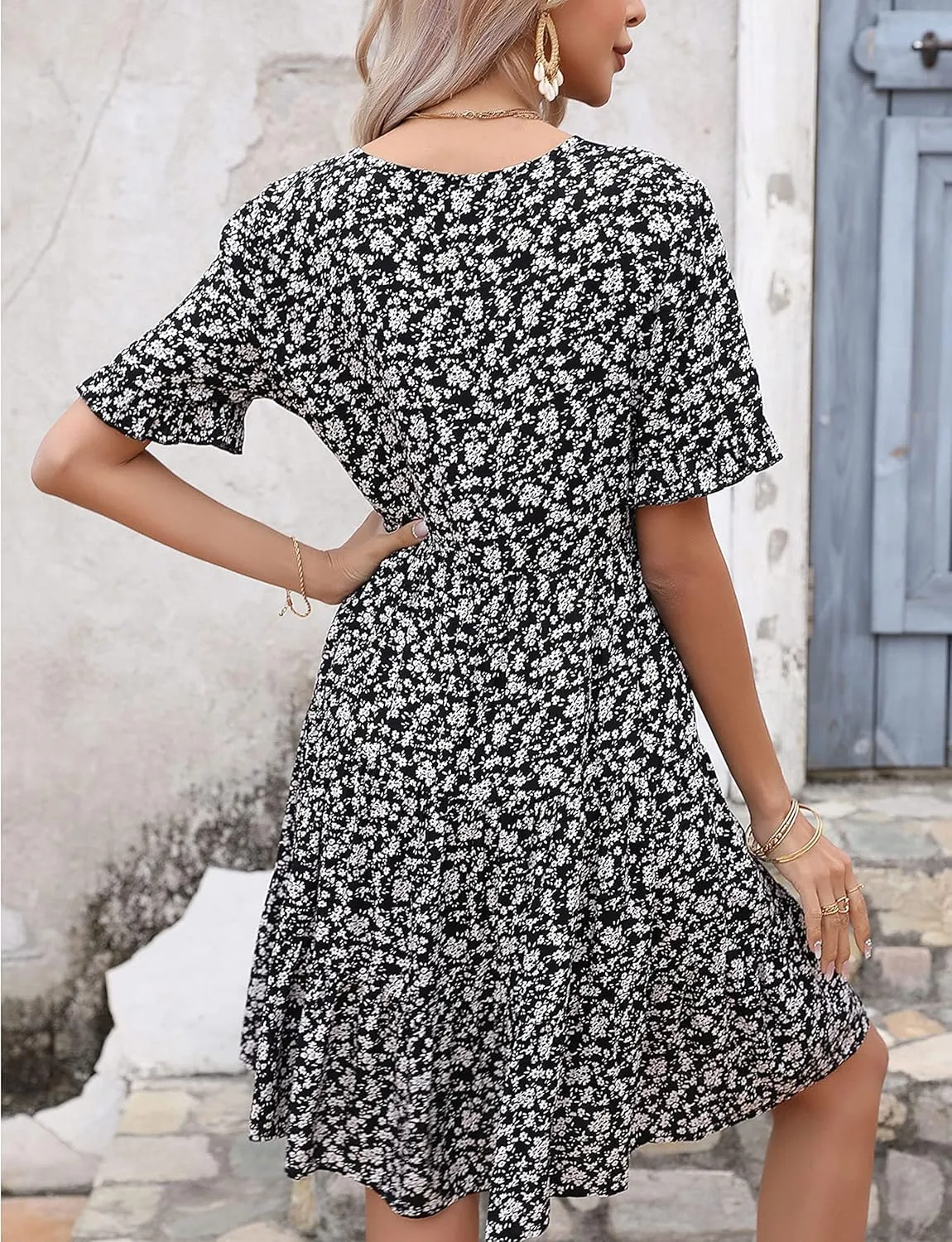 Bozanly Women's Summer Boho Tiered Mini Dress V Neck Ruffle Short Sleeve Floral Dresses