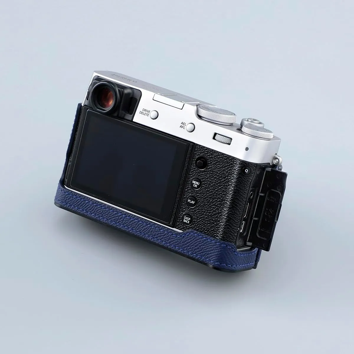Camera Half Case for Fujifilm Fuji X100VI,Vintage Metal Genuine Leather Instant Camera Protective Cases Stylish Portable Shockproof (BlueL)