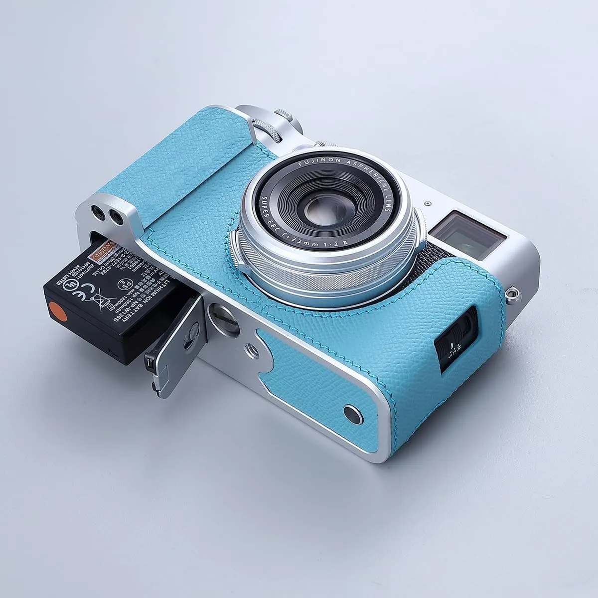 Camera Half Case for Fujifilm Fuji X100VI,Vintage Metal Genuine Leather Instant Camera Protective Cases Stylish Portable Shockproof (BlueS)