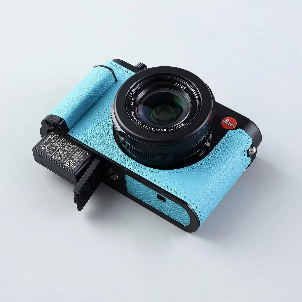 Camera Half Case for Leica D-LUX 8, Vintage Metal Genuine Leather Instant Camera Protective Cases Stylish Portable Shockproof (Black)