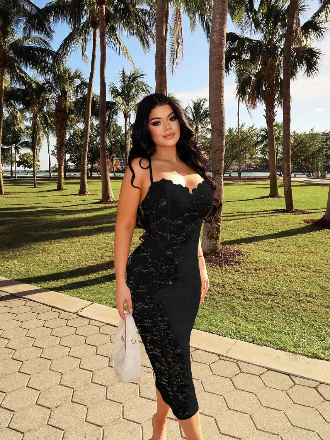 Floerns Women's Lace Spaghetti Strap Backless Sweetheart Neck Midi Dress Elegant Bodycon Maxi Dress
