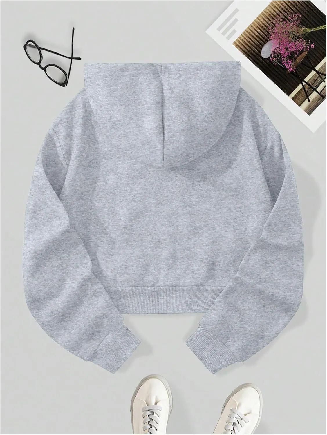 SOLY HUX Women's Cropped Hoodie Drawstring Long Sleeve Drop Shoulder Casual Sweatshirt
