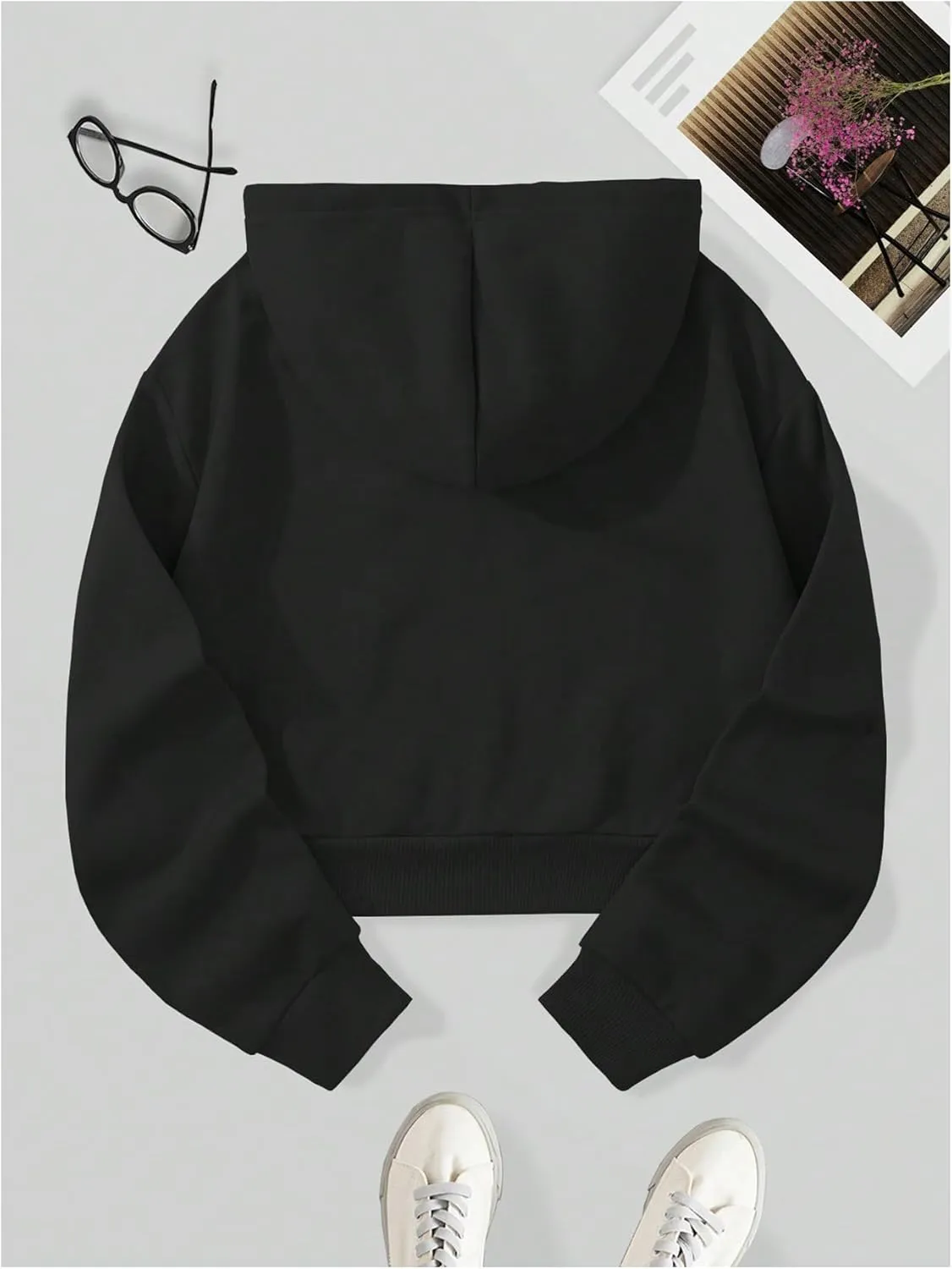 SOLY HUX Women's Cropped Hoodie Drawstring Long Sleeve Drop Shoulder Casual Sweatshirt