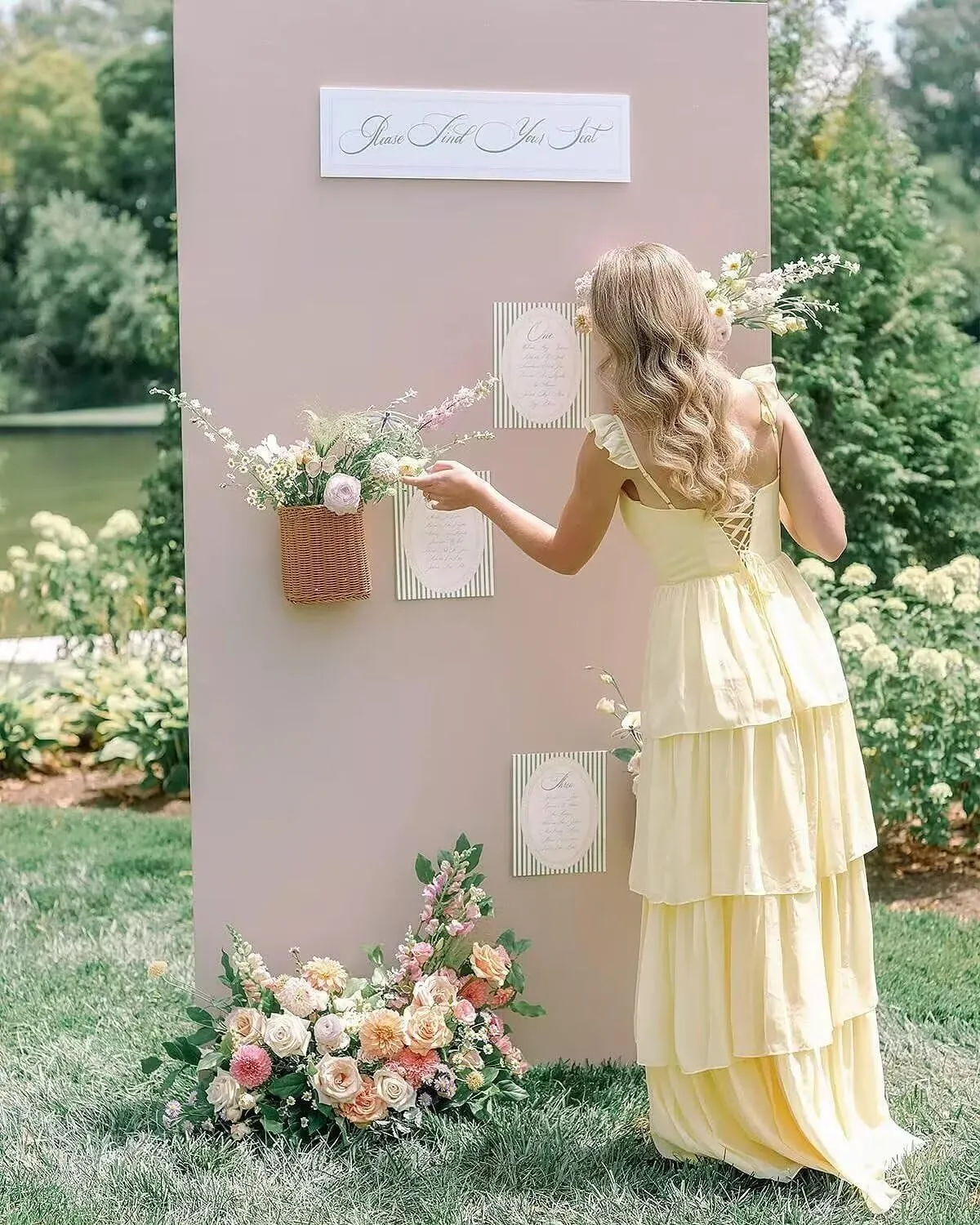 Tiered Chiffon Bridesmaid Dress Spaghetti Straps Prom Dresses with Slit A Line Formal Evening Gown with Ruffle