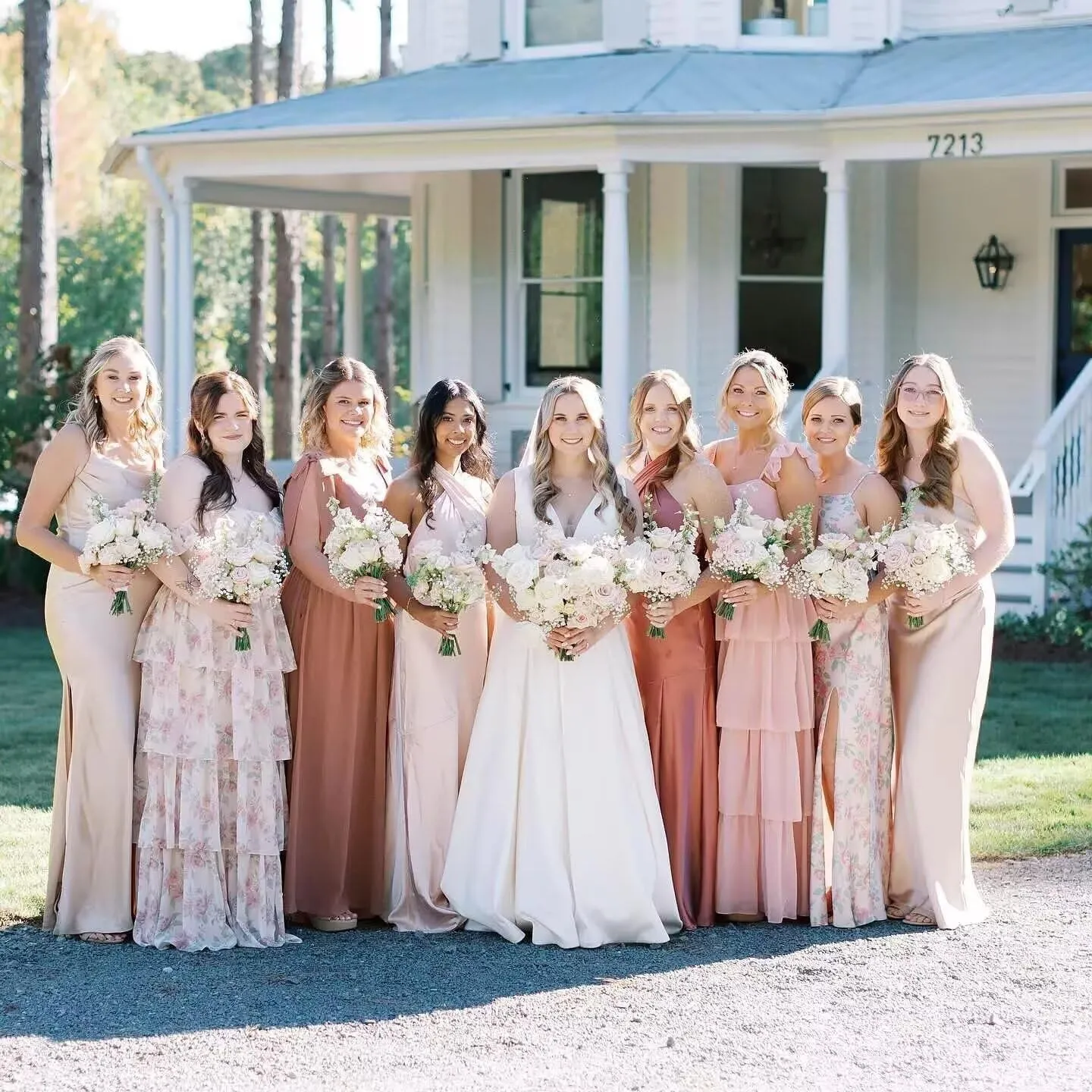 Tiered Chiffon Bridesmaid Dress Spaghetti Straps Prom Dresses with Slit A Line Formal Evening Gown with Ruffle