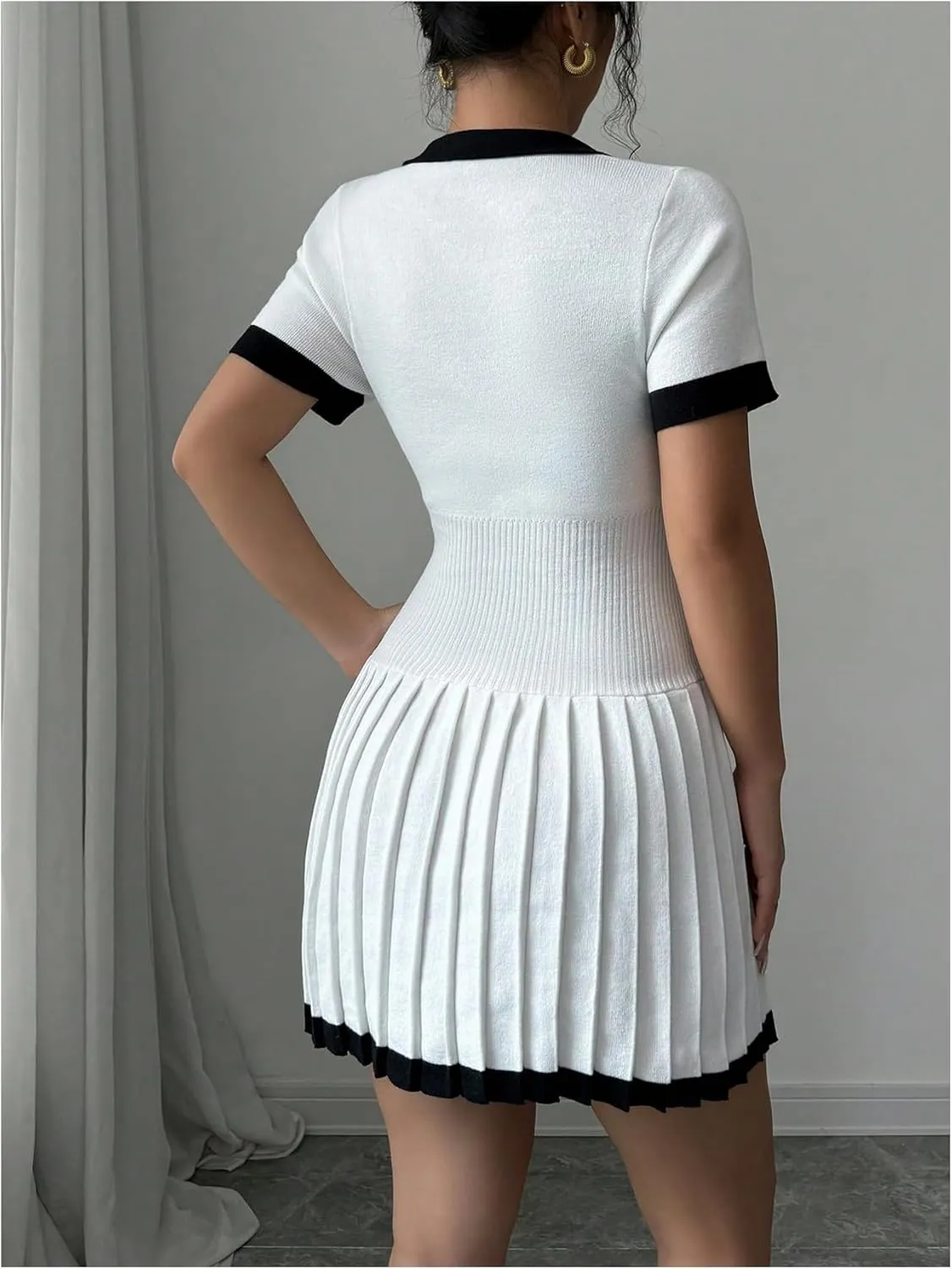 Verdusa Women's Pleated Striped Short Sweater Dress Short Sleeve Lapel Neck High Rise Knitted Dress