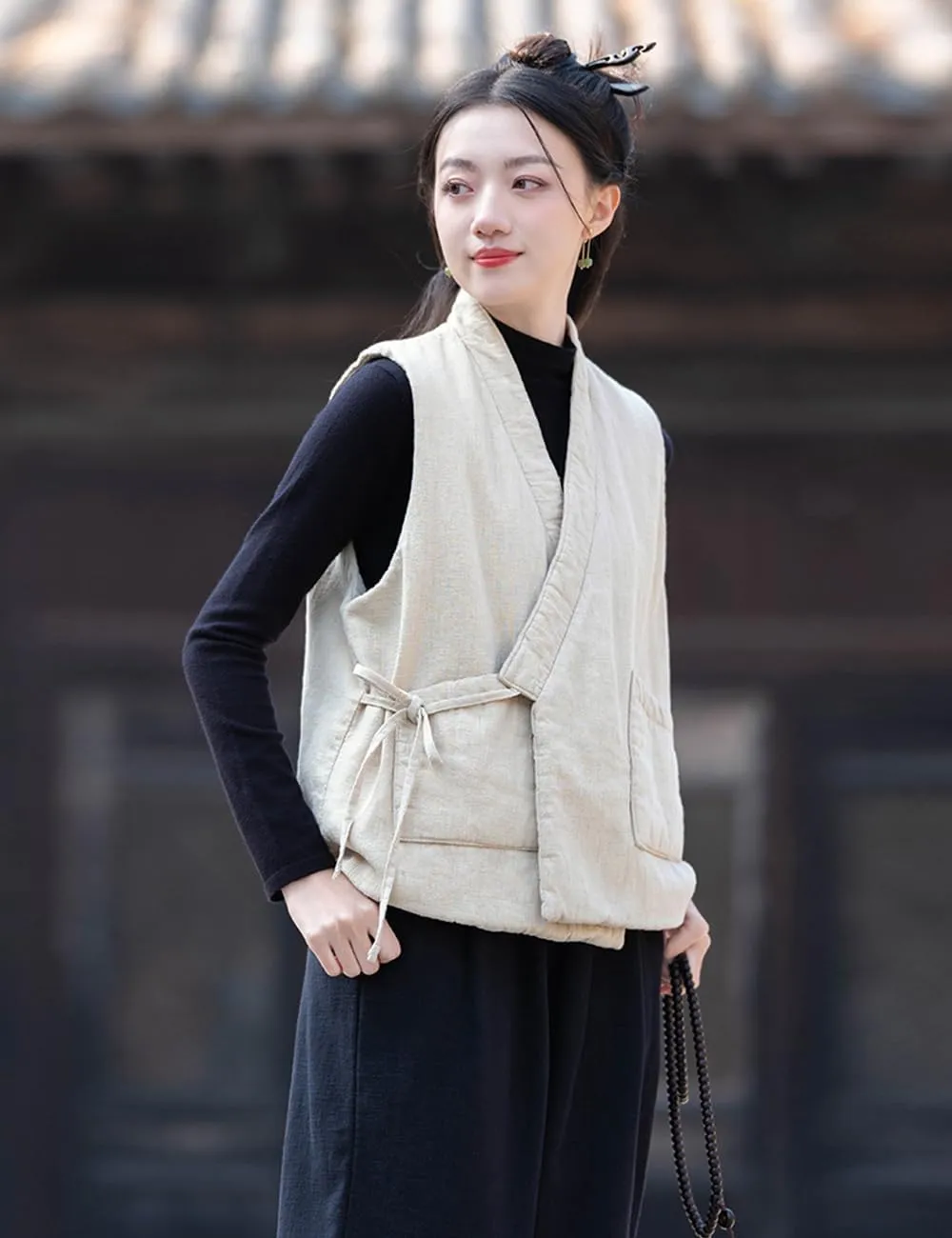 Women Vintage Cotton Linen Vest Lace-up Warm Cotton Padded Sleeveless Jacket Quilted Gilet with Pockets